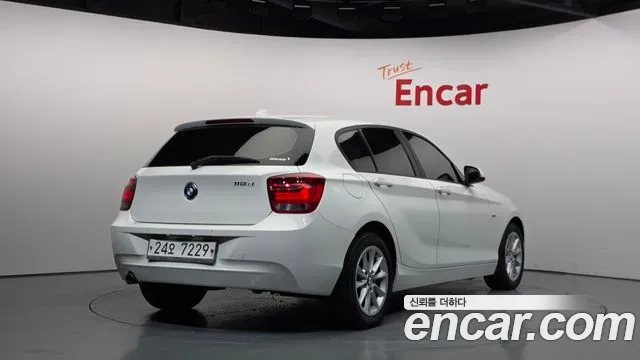 BMW 1-Series 2014 thumb 2