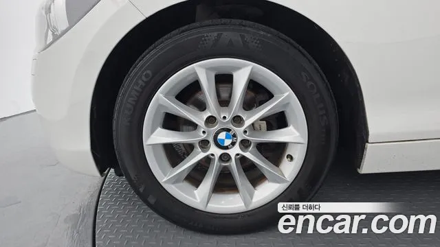 BMW 1-Series 2014 thumb 5