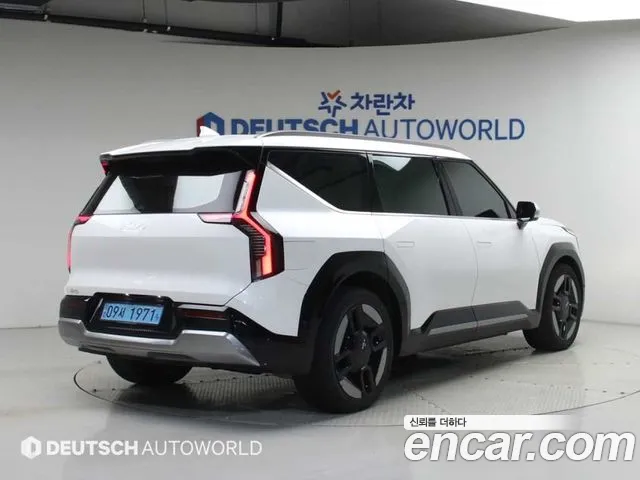 Kia EV9 2023 thumb 2