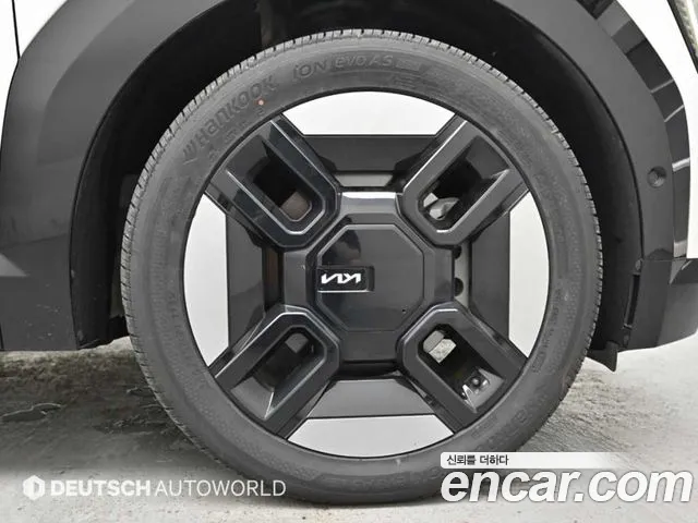 Kia EV9 2023 thumb 5