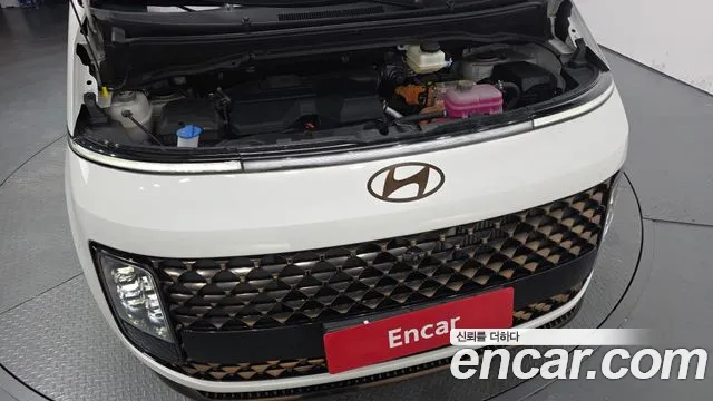 Hyundai Staria 2024 thumb 5