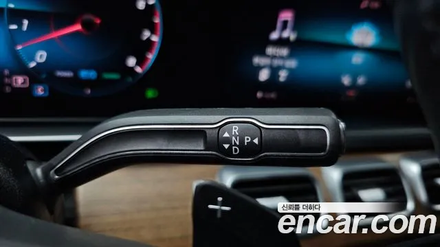 Mercedes-Benz GLE 2019 thumb 9