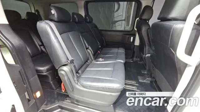 Hyundai Staria 2022 thumb 11