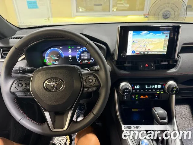 Toyota RAV4 2025 thumb 7