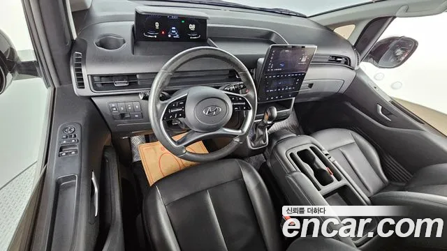 Hyundai Staria 2022 thumb 7