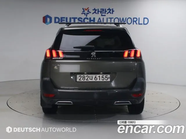 Peugeot 5008 2018 thumb 4