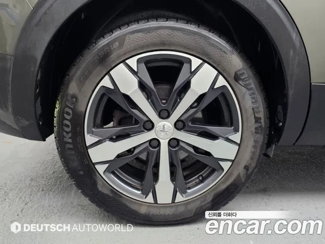 Peugeot 5008 2018 thumb 5