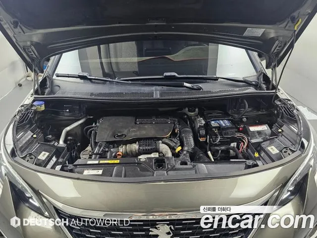 Peugeot 5008 2018 thumb 6