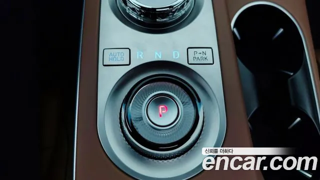 Genesis GV70 2021 thumb 9