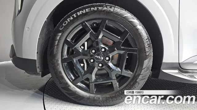 Kia Carnival 2024 thumb 4