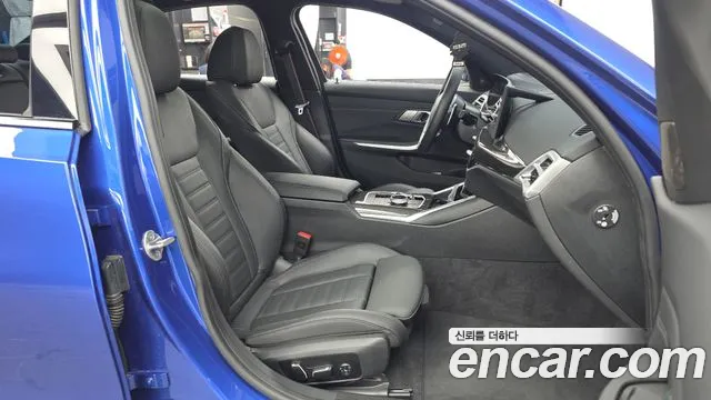 BMW 3-Series 2025 thumb 11