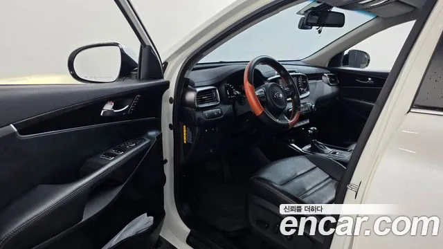 Kia Sorento 2015 thumb 10
