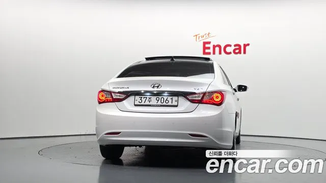 Hyundai Sonata 2010 thumb 4