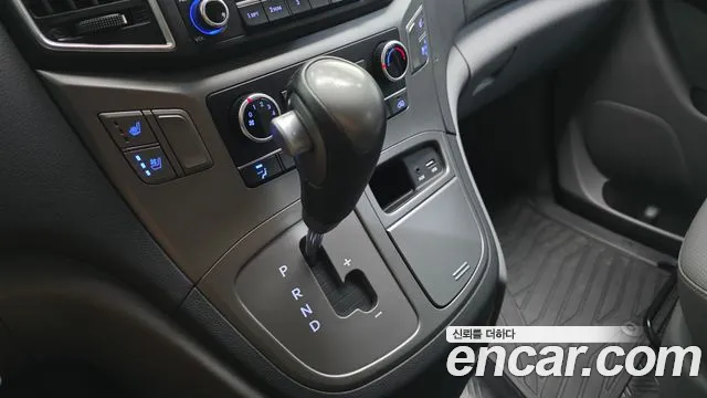Hyundai Starex 2019 thumb 9