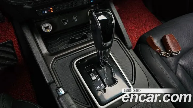 KG_Mobility_Ssangyong Rexton 2018 thumb 9
