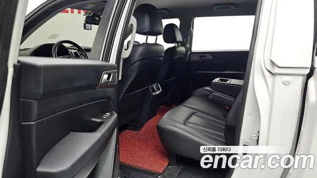 KG_Mobility_Ssangyong Rexton 2018 thumb 11
