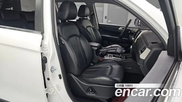KG_Mobility_Ssangyong Rexton 2018 thumb 12