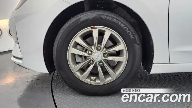 Hyundai Avante 2020 thumb 5