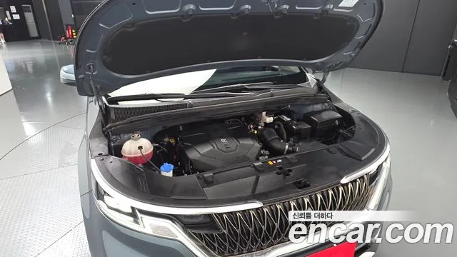 Kia Carnival 2021 thumb 6
