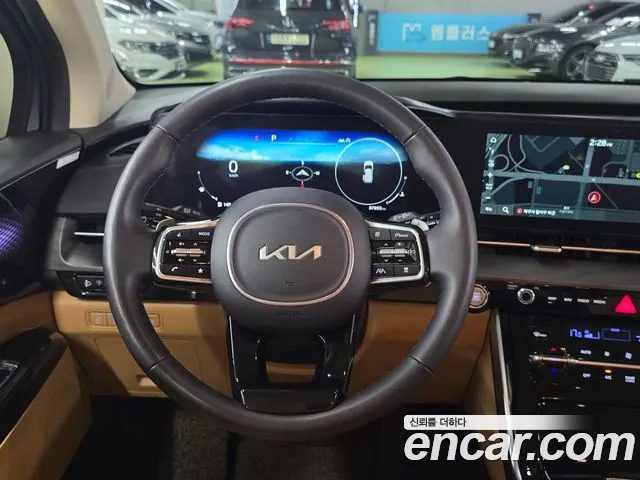 Kia Carnival 2023 thumb 10