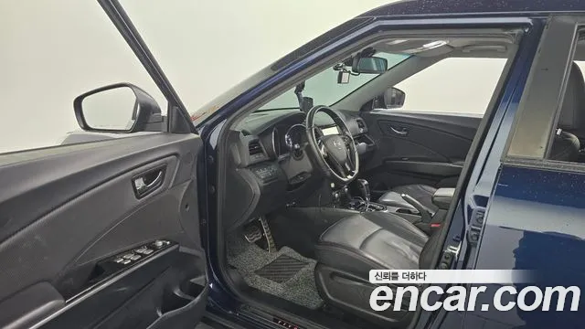 KG_Mobility_Ssangyong TIBOLI 2017 thumb 10