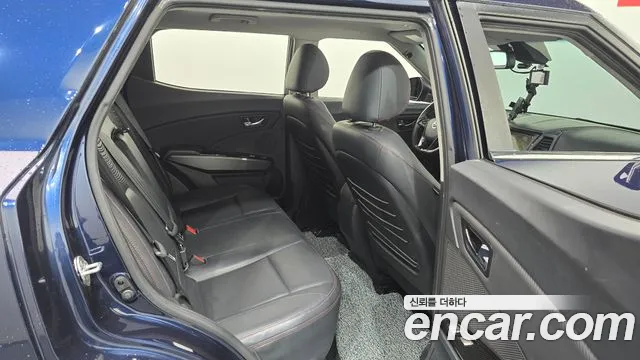 KG_Mobility_Ssangyong TIBOLI 2017 thumb 11