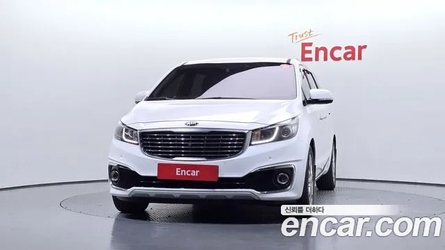 Kia Carnival 2015 thumb 3