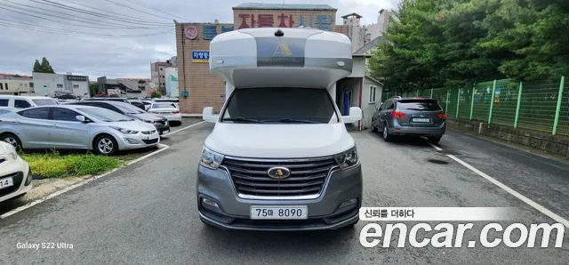 Hyundai Starex 2018 thumb 3