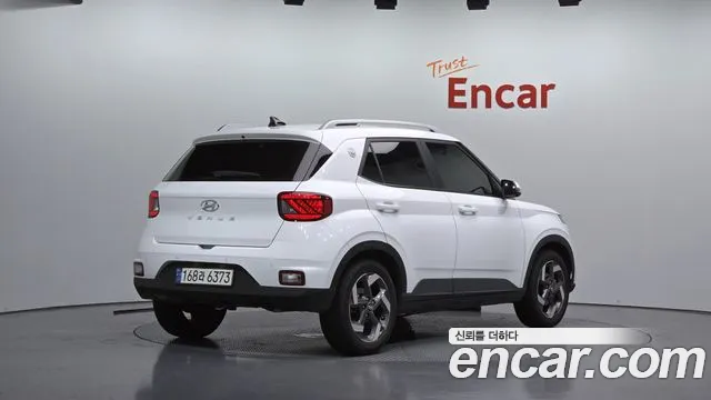Hyundai Venue 2024 thumb 2