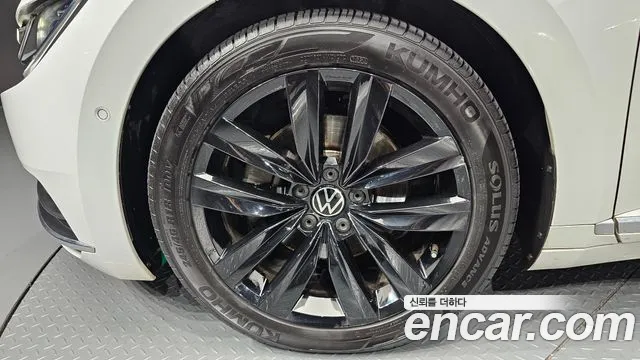 Volkswagen Arteon 2018 thumb 4
