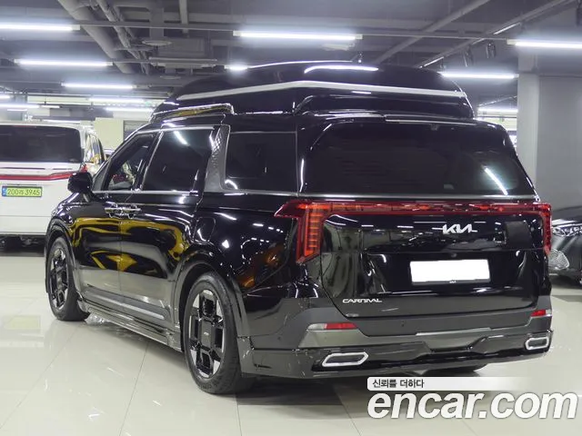 Kia Carnival 2024 thumb 3