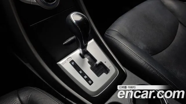 Hyundai Avante 2011 thumb 9