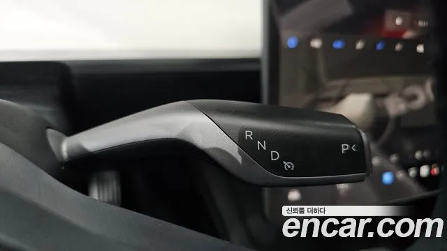 Tesla Model Y 2024 thumb 9