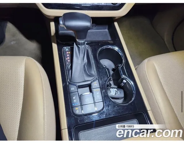 Kia Carnival 2020 thumb 8