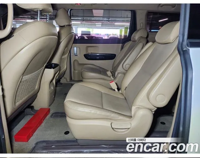 Kia Carnival 2020 thumb 9