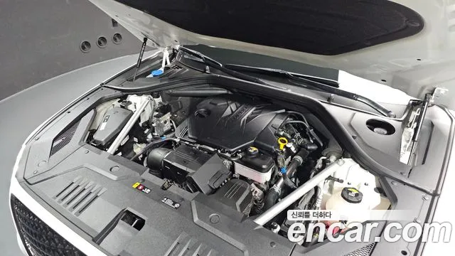 Genesis GV70 2023 thumb 5