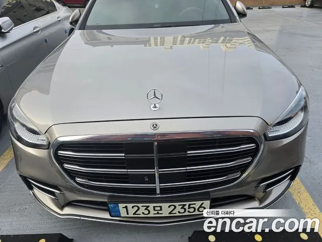 Mercedes-Benz S-Класс 2022 thumb 3