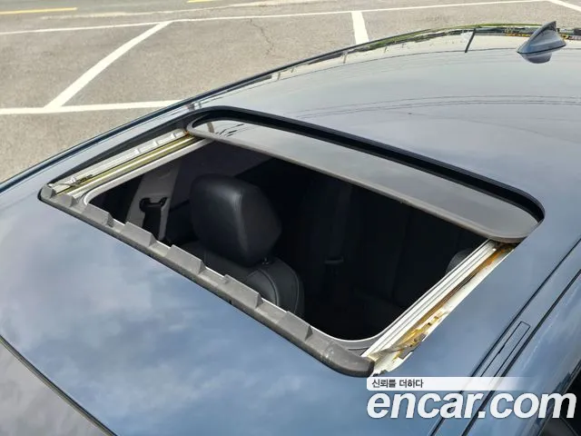 BMW 1-Series 2015 thumb 5