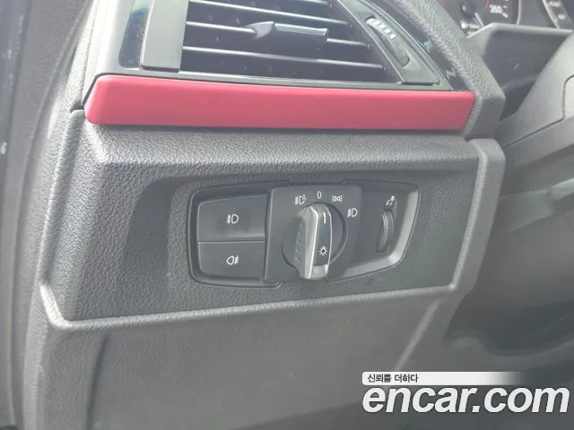 BMW 1-Series 2015 thumb 9