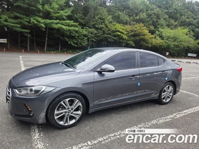 Hyundai Avante 2017 thumb 3