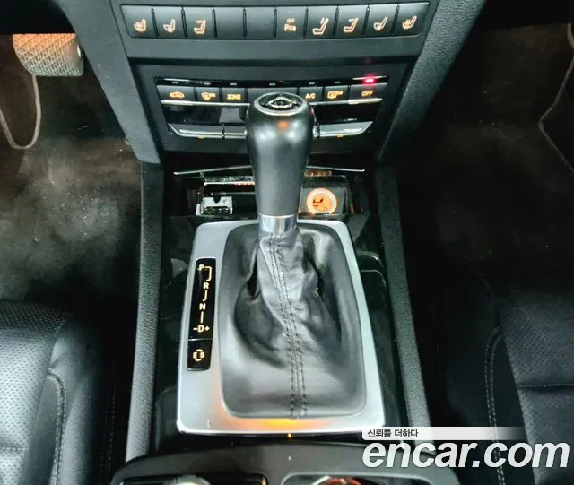 Mercedes-Benz E-Класс 2013 thumb 9