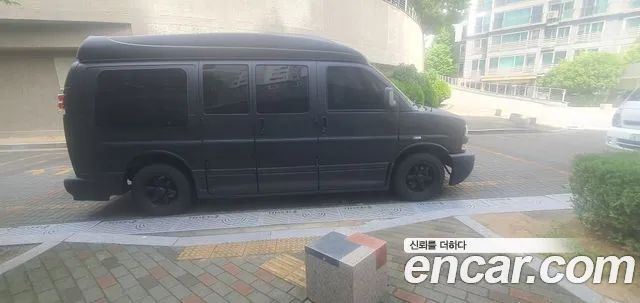Chevrolet Chevy Van 2003 thumb 10