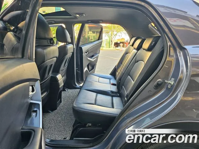 KG_Mobility_Ssangyong KORANDO 2015 thumb 10