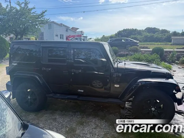 Jeep Wrangler 2011 thumb 4