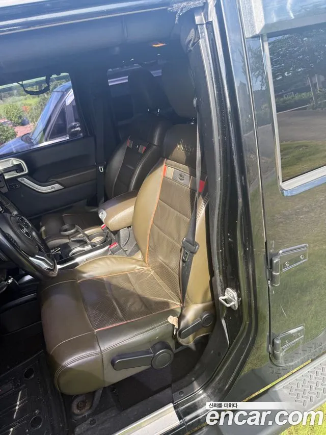 Jeep Wrangler 2011 thumb 7