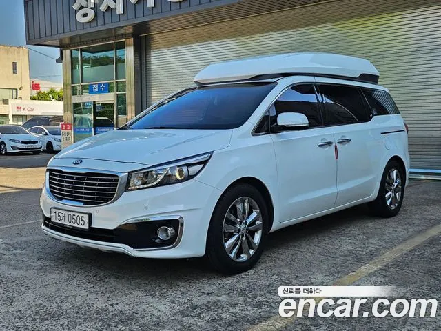 Kia Carnival 2015 thumb 3