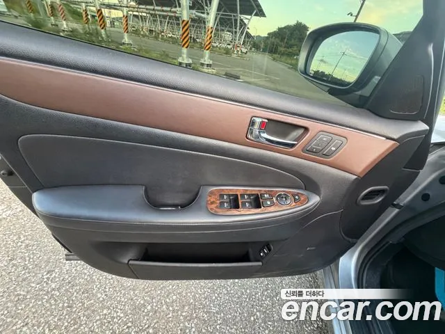 Hyundai Genesis 2008 thumb 6