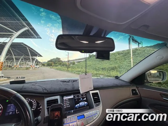 Hyundai Genesis 2008 thumb 9