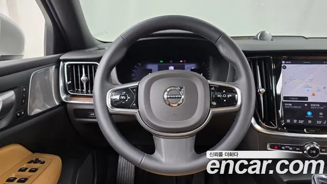 Volvo V60 2024 thumb 12