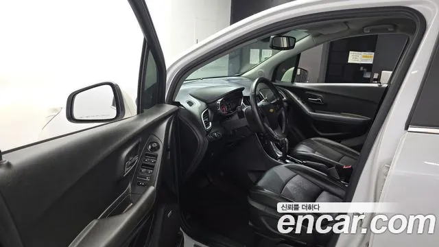 ChevroletGMDaewoo Tracker 2016 thumb 10
